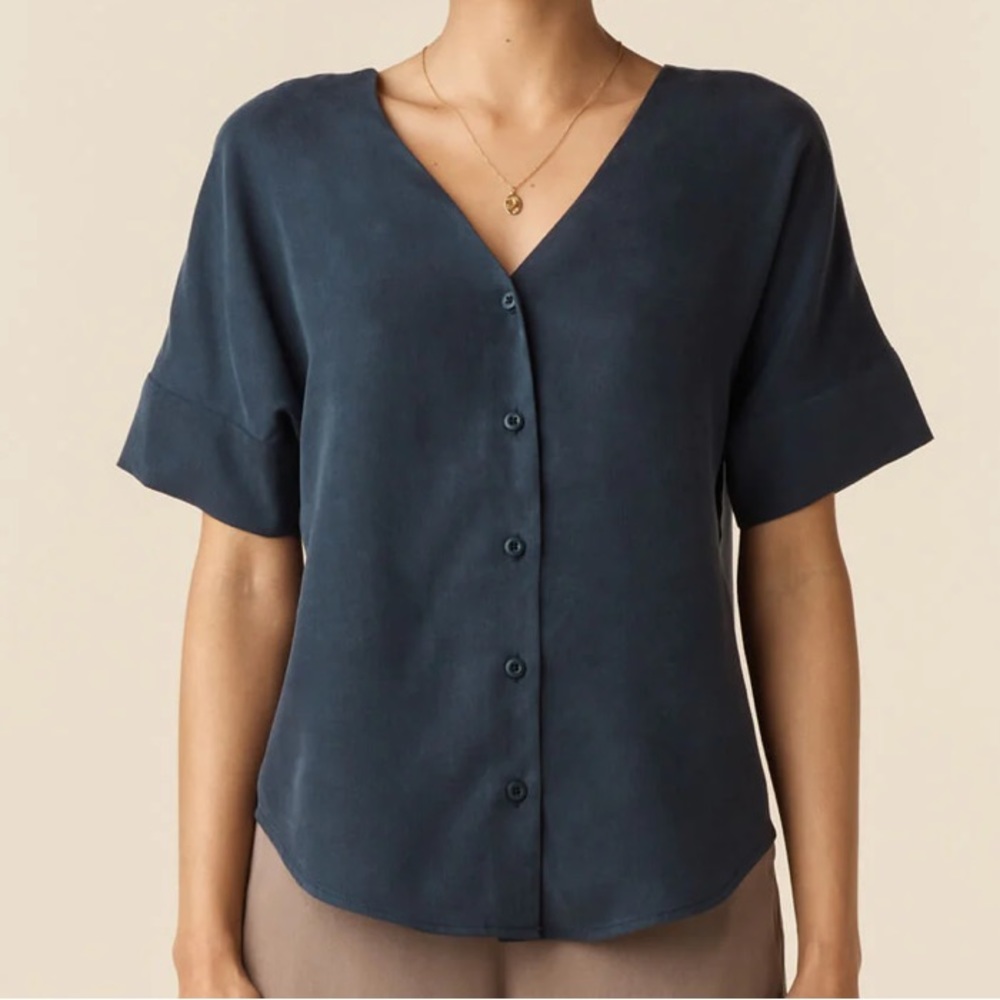 Vetta Girlfriend Shirt - Navy
